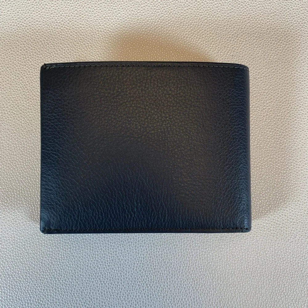 Tumi Nassau Global Double Billfold Wallet Grey Textured Leather NEW
